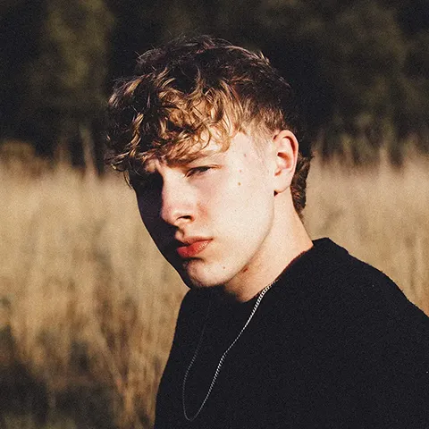 Tom Cooper press shot